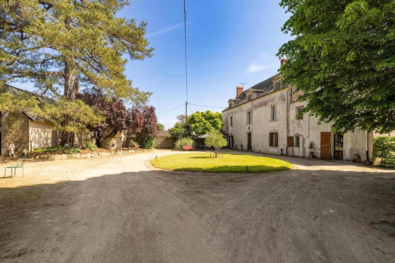 Manoir De L'Aisnerie Apartman Saint-Herblain Kültér fotó